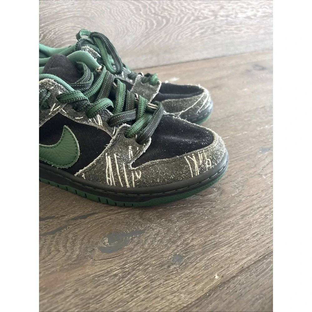 Nike SB Dunk Low There Skateboards Size 6.5